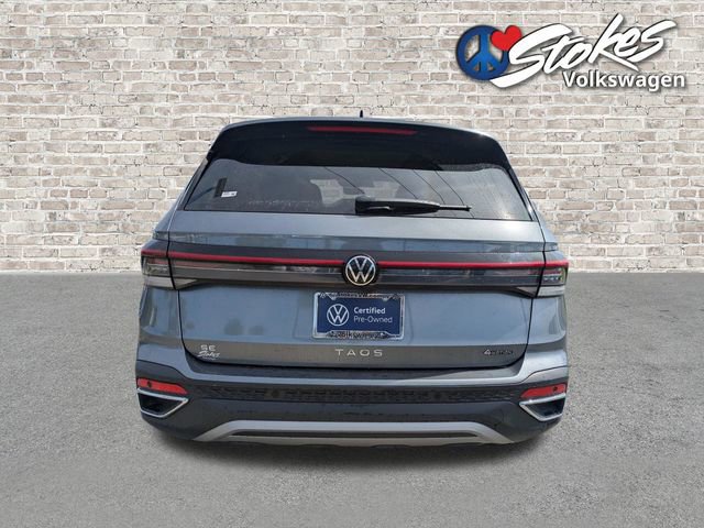 Certified 2025 Volkswagen Taos SE AWD/4WD image 5
