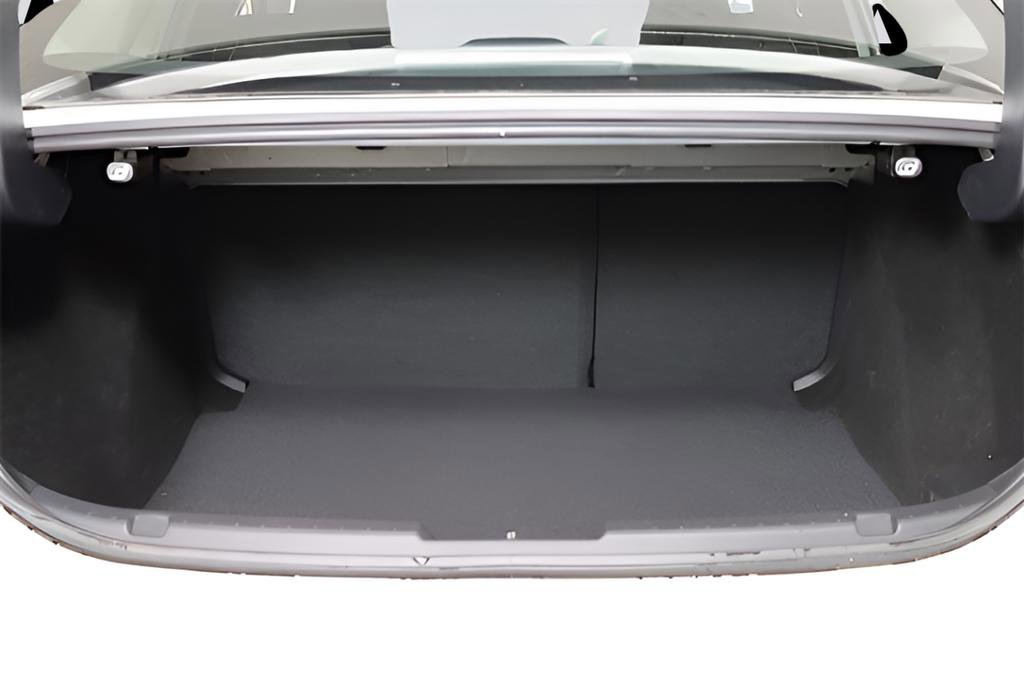 Used 2024 MAZDA MAZDA3 s image 44