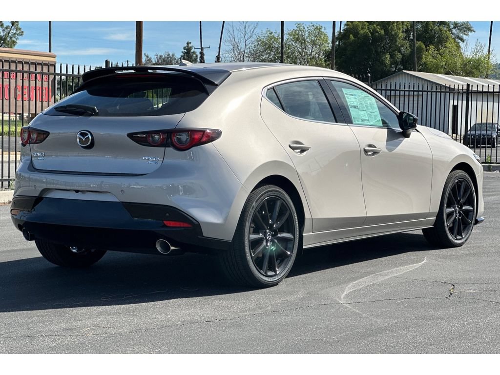 New 2026 MAZDA MAZDA3 Hatchback w/Premium Plus Pkg AWD/4WD image 4