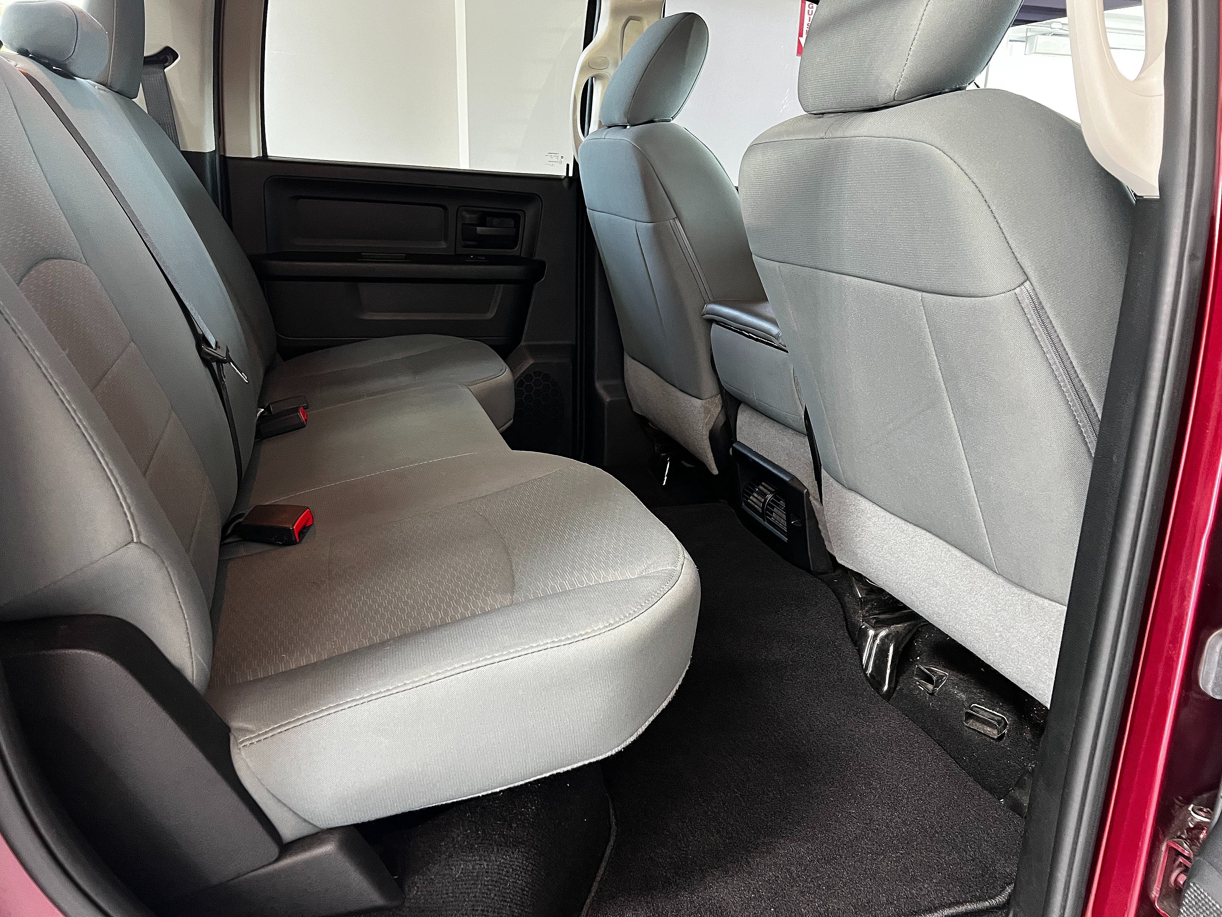 Used 2019 RAM 1500 Express w/ Wheel & Sound Group AWD/4WD image 23