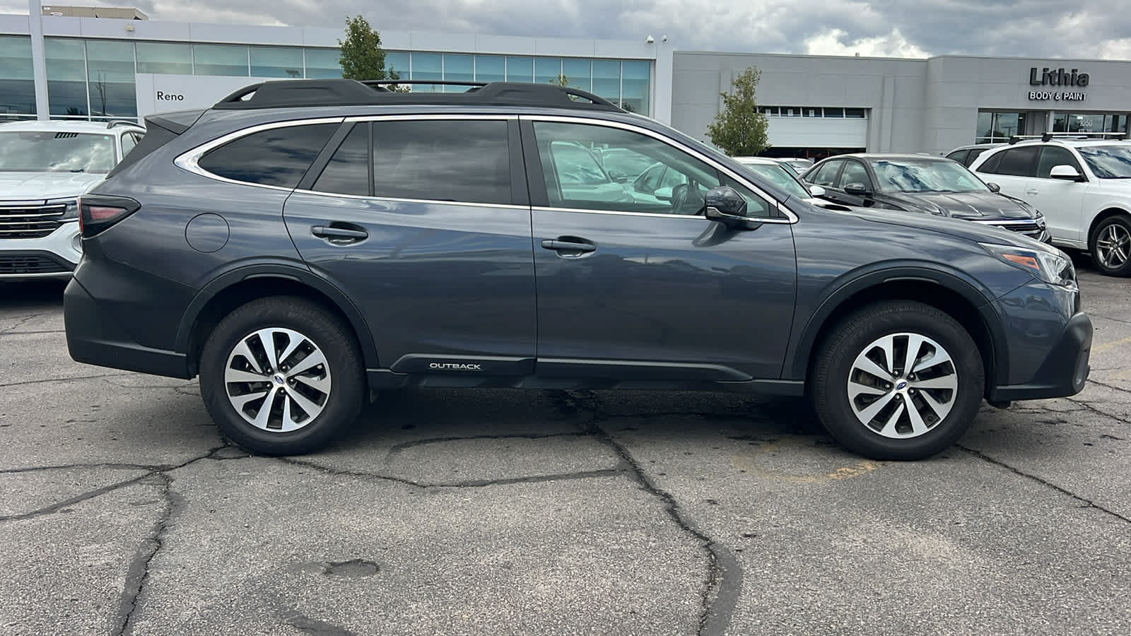 Used 2021 Subaru Outback Premium w/ Popular Package #1 AWD/4WD image 4