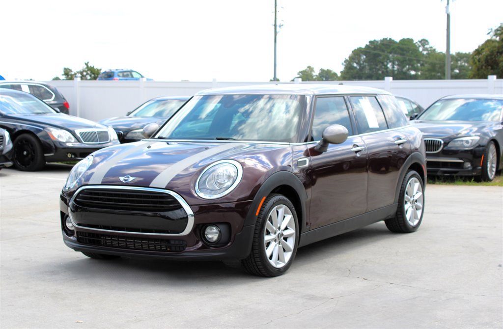 Used 2016 MINI Cooper Clubman image 3