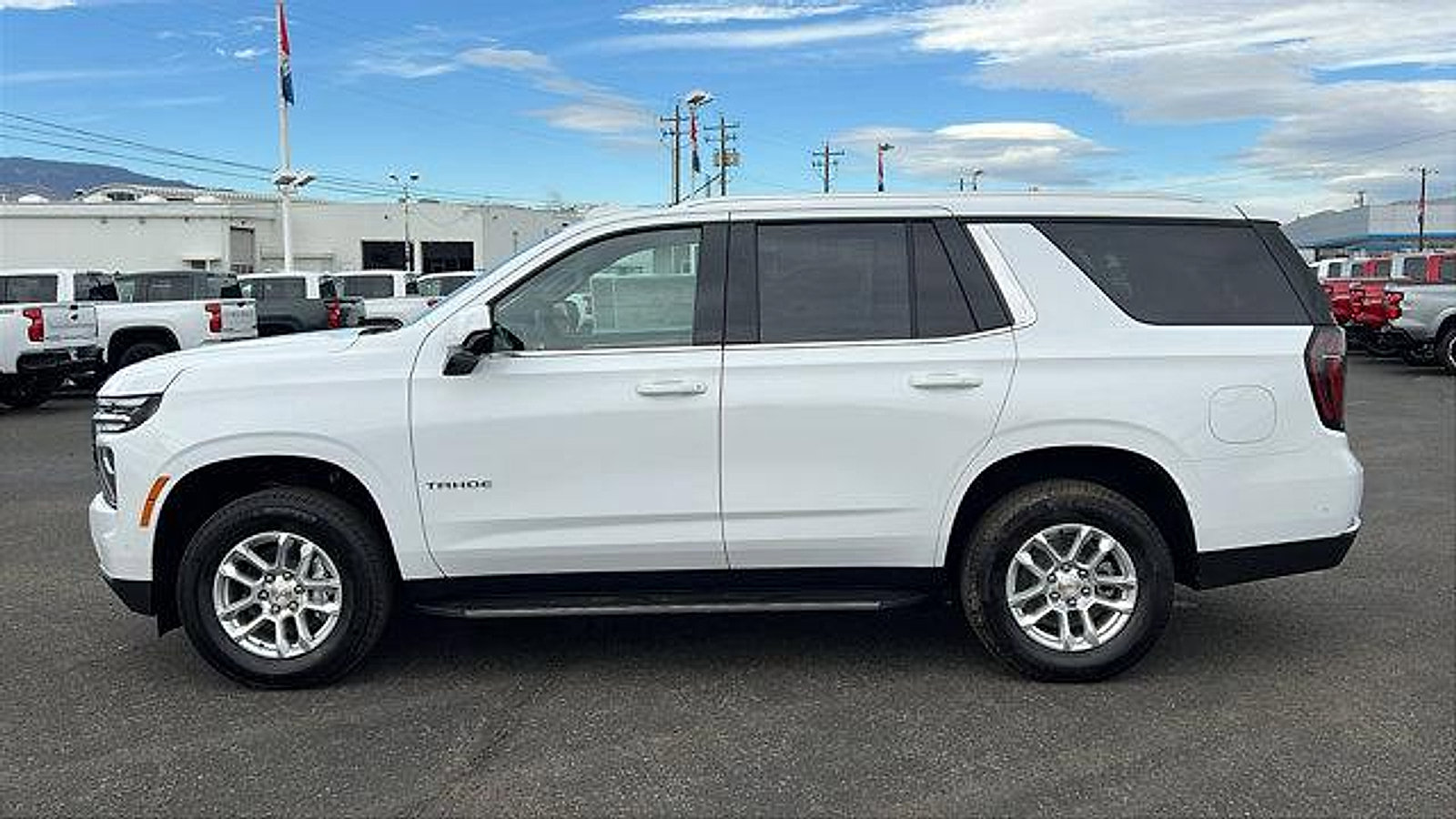 New 2026 Chevrolet Tahoe LS image 8