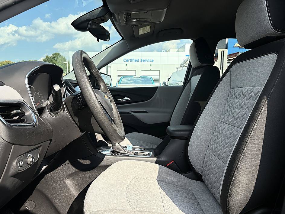 Certified 2024 Chevrolet Equinox LS w/ LS Convenience Package FWD image 9