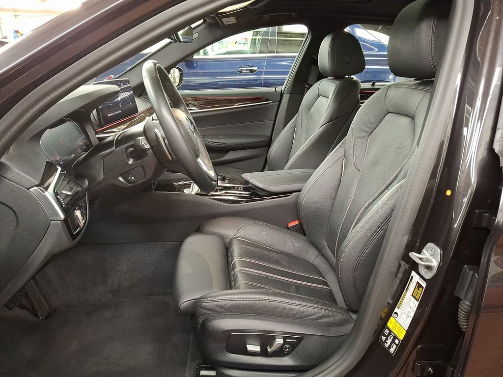 Certified 2023 BMW 540i xDrive 540i xDrive w/ Executive Package image 9