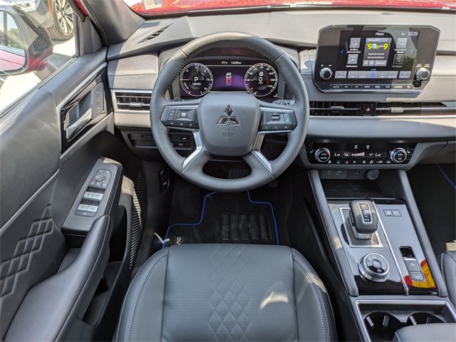 New 2025 Mitsubishi Outlander SEL Black Edition image 15