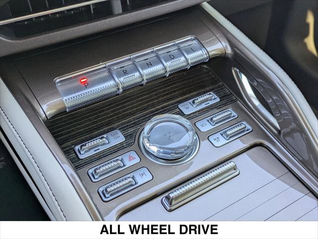 Used 2025 Lincoln Nautilus Black Label image 19