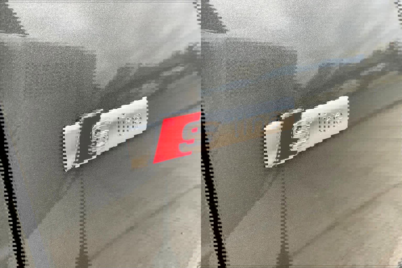 Used 2022 Audi Q3 2.0T Premium Plus w/ Premium Plus Package image 9