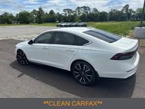 Used 2024 Honda Accord Touring image 3