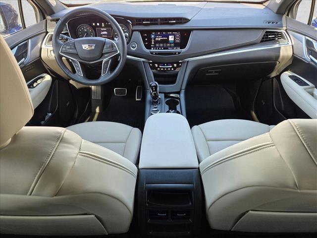 Used 2025 Cadillac XT5 Sportv w/ Technology Package image 18