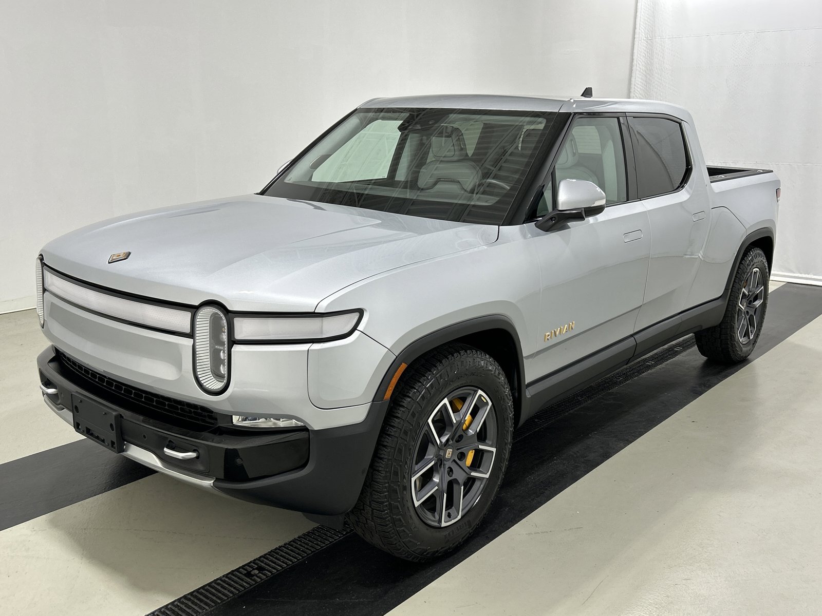 Used 2023 Rivian R1T Adventure