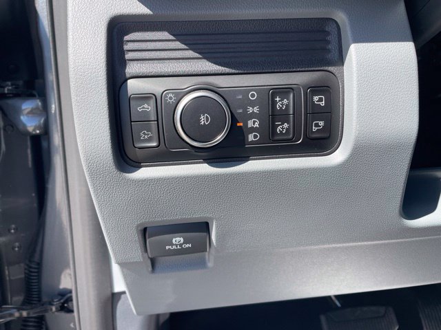 New 2026 Ford F250 XLT w/ XLT Premium Package AWD/4WD image 17