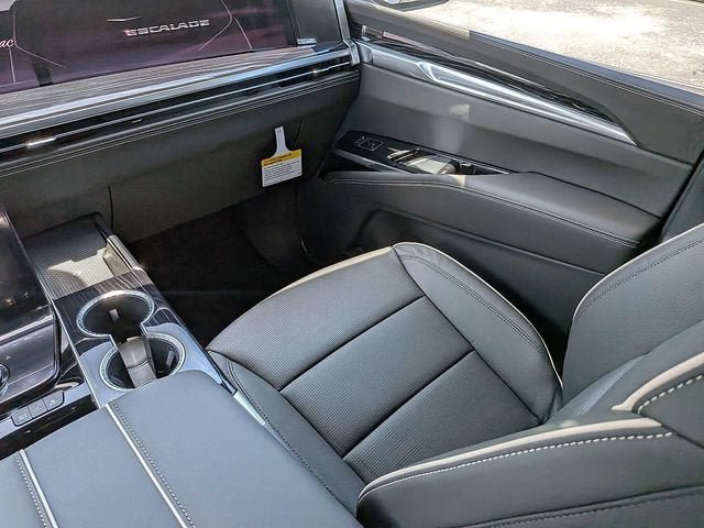 New 2026 Cadillac Escalade Sport w/ Touring Package AWD/4WD image 19