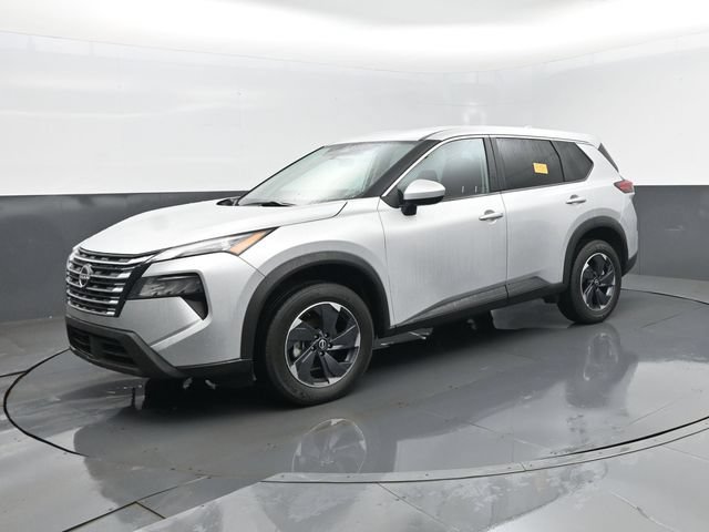 Used 2024 Nissan Rogue SV AWD/4WD image 2