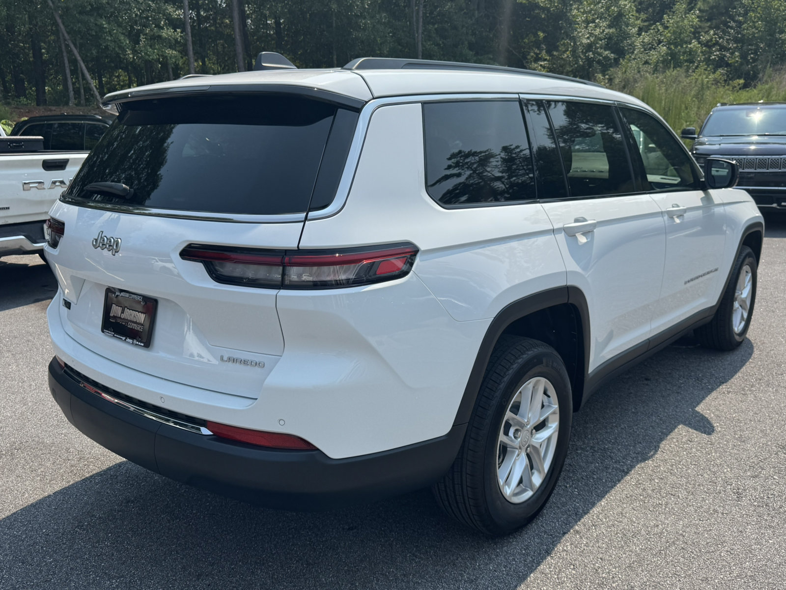 New 2026 Jeep Grand Cherokee L Laredo RWD image 5