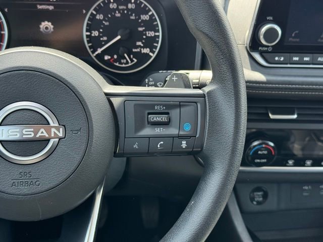 Used 2024 Nissan Rogue SV image 23