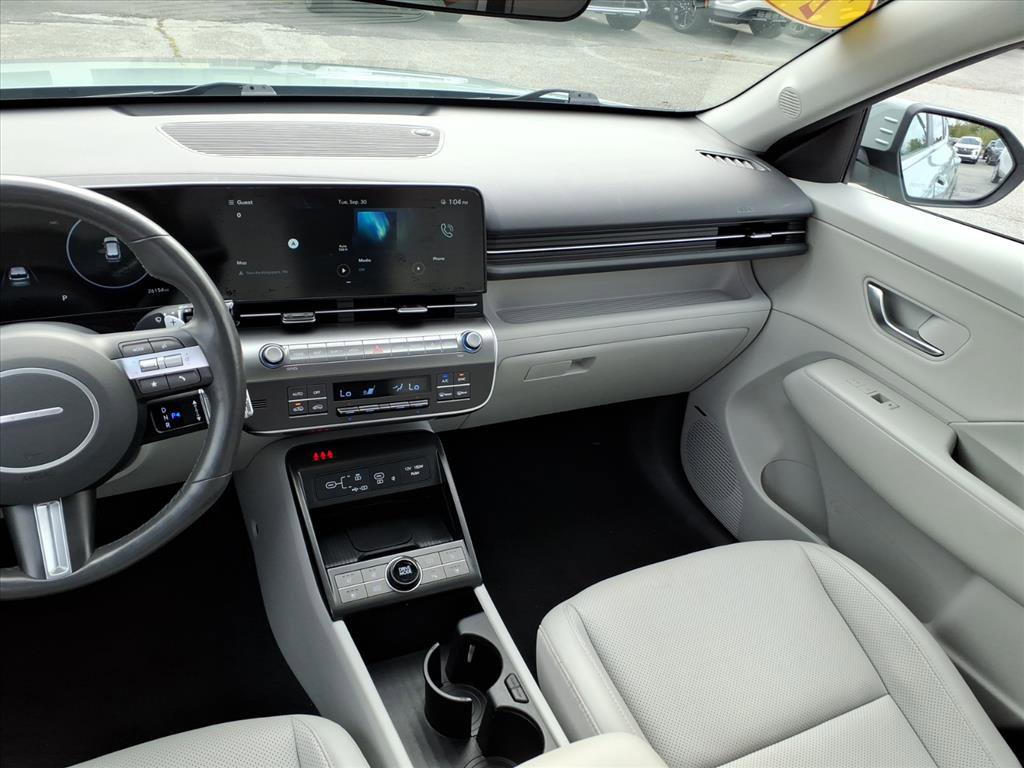 Used 2024 Hyundai Kona Limited image 8