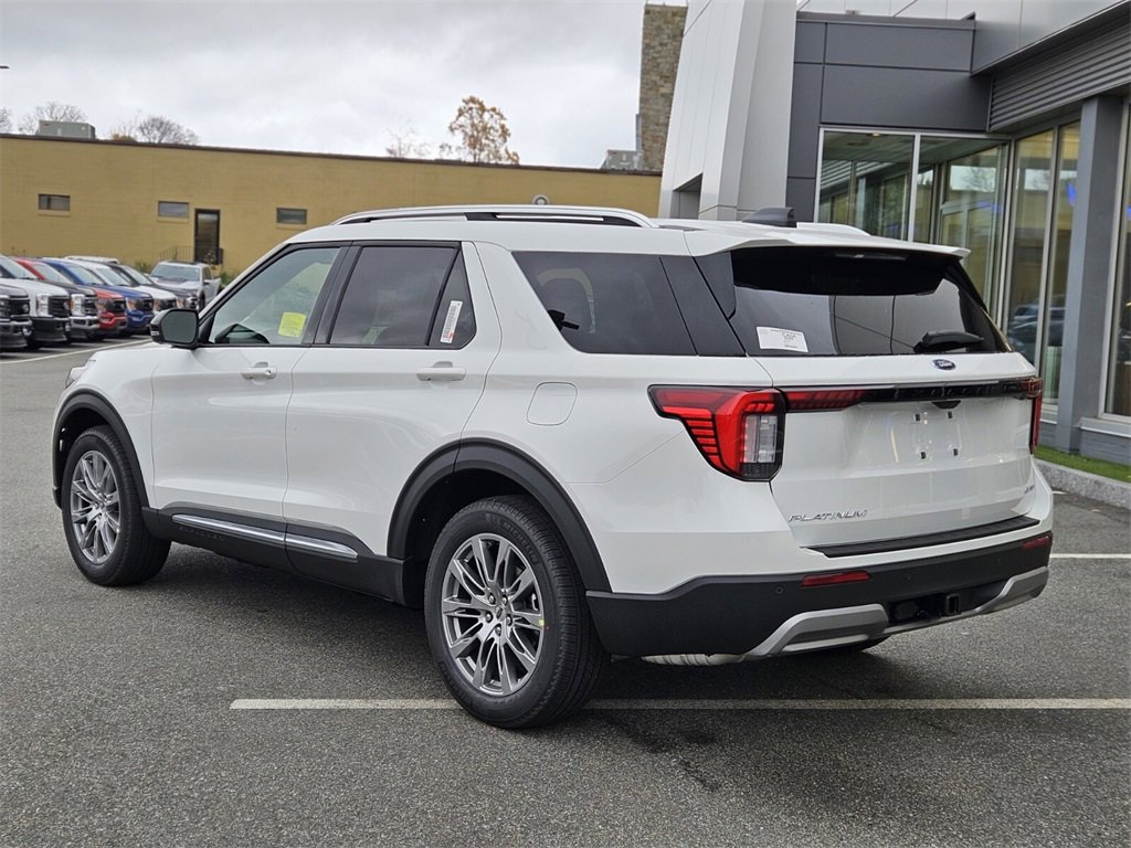New 2026 Ford Explorer Platinum image 3