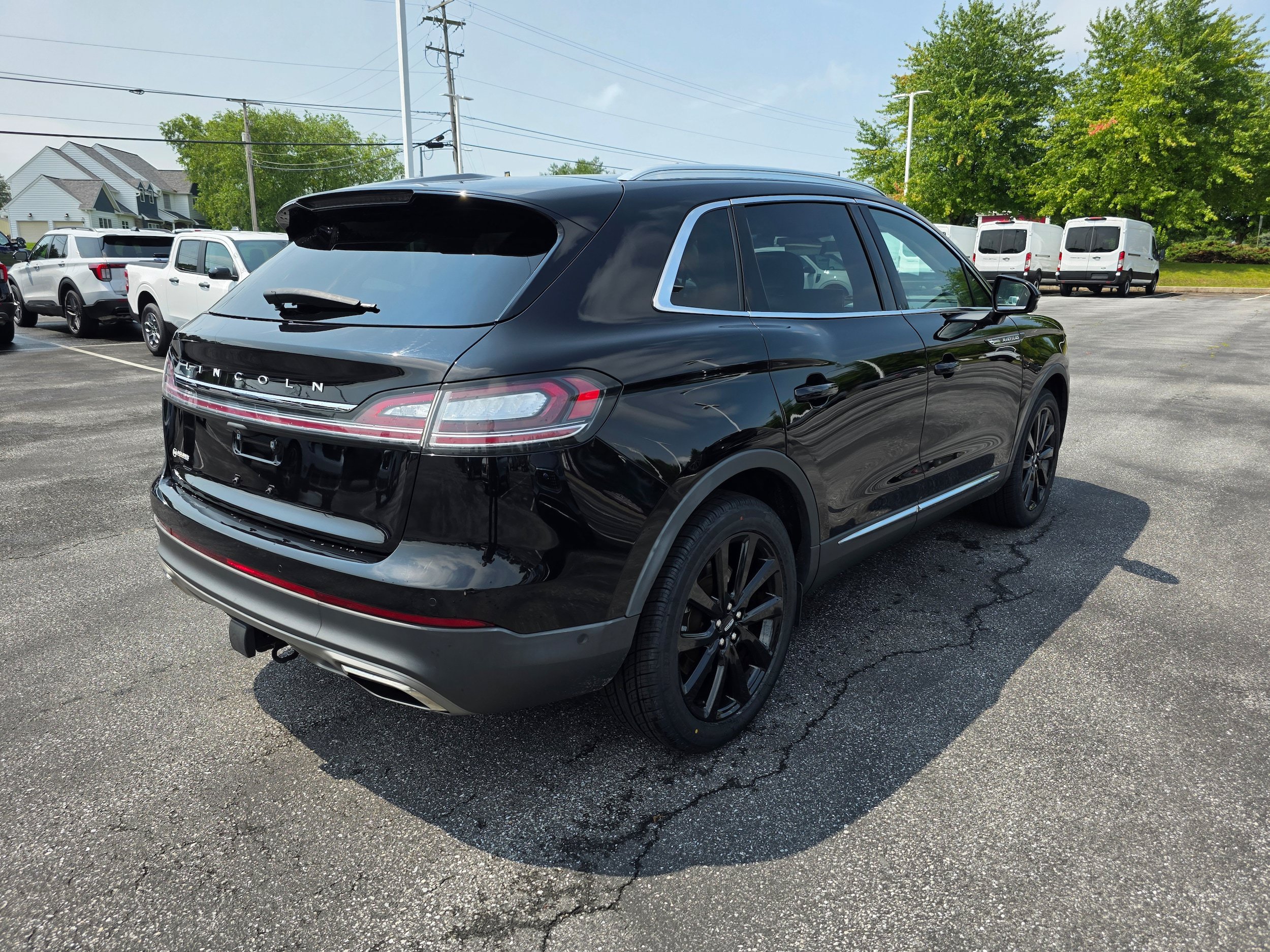 Used 2022 Lincoln Nautilus Reserve w/ Equipment Group 202A AWD/4WD image 5