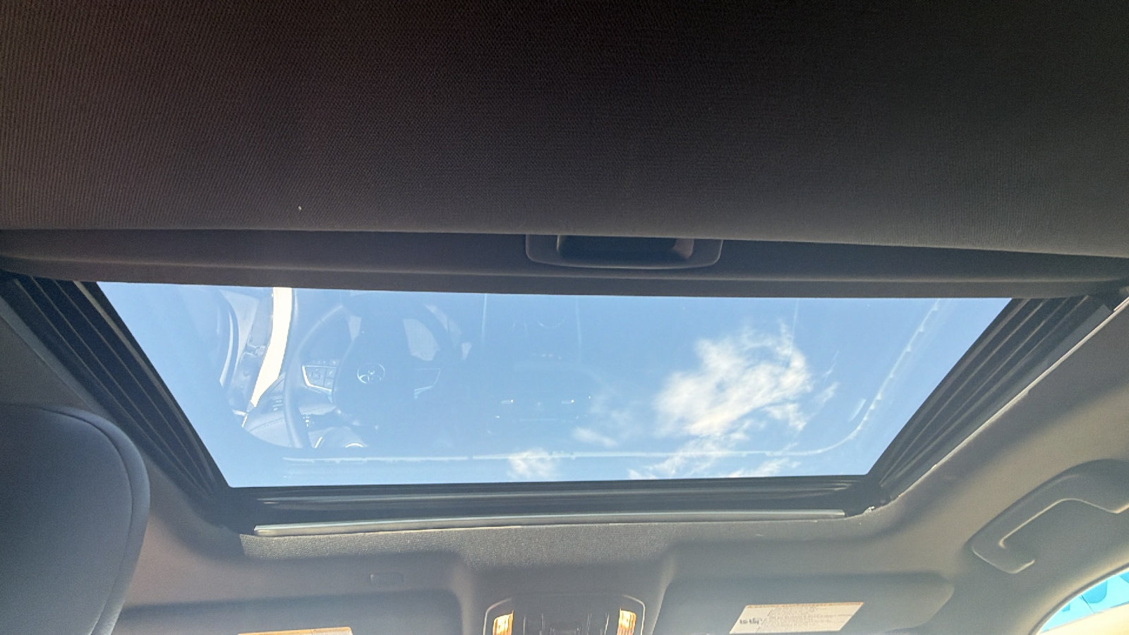 Used 2021 Toyota Highlander XSE FWD image 17