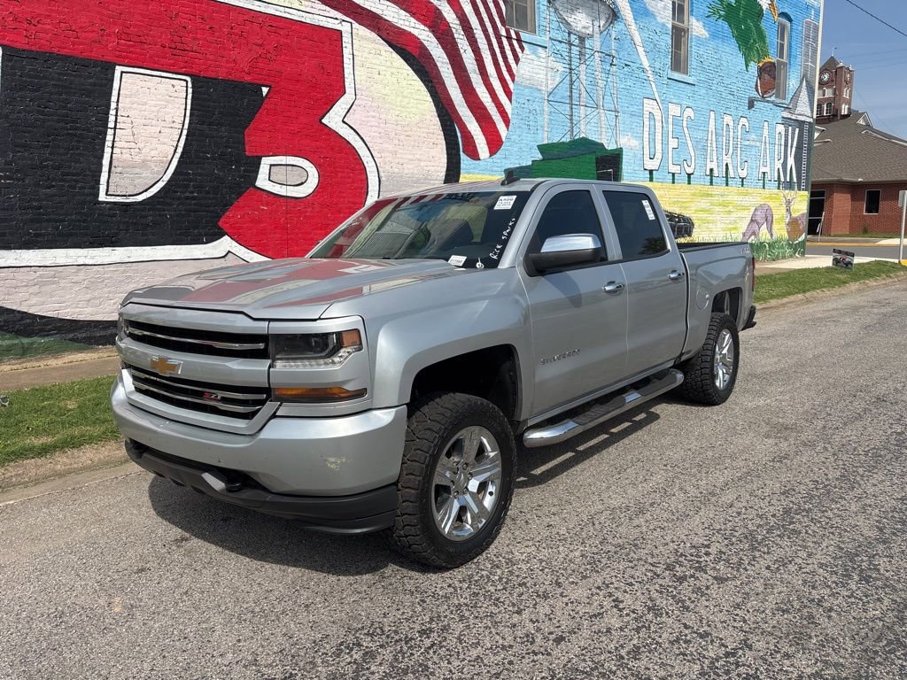 Used 2018 Chevrolet Silverado 1500 Custom w/ Custom Value Package AWD/4WD image 49