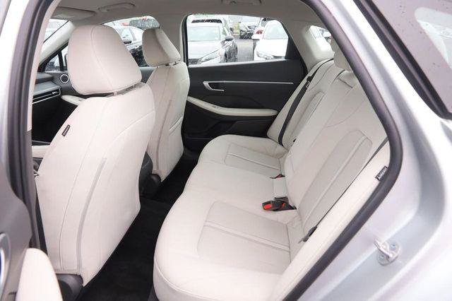 Used 2025 Hyundai Sonata SEL FWD image 9