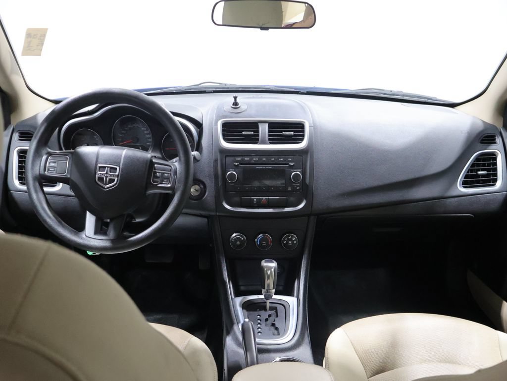 Used 2014 Dodge Avenger SE FWD image 14