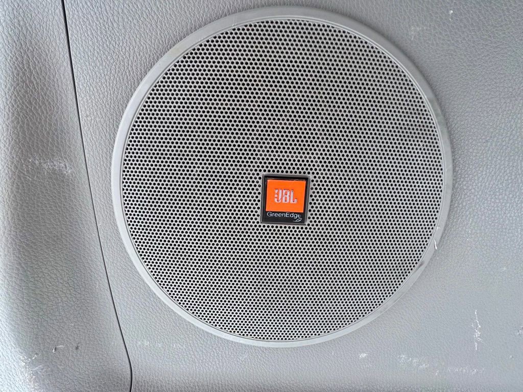 Used 2018 Toyota Highlander Limited image 16