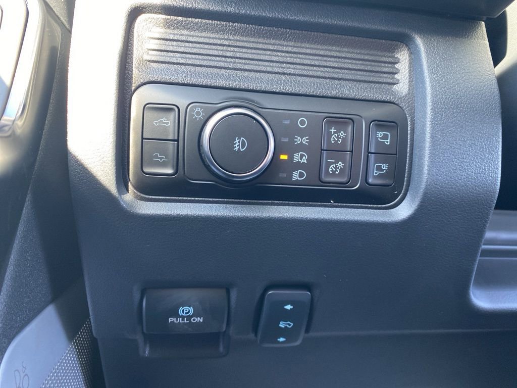 New 2026 Ford F350 Platinum w/ FX4 Off-Road Package image 29