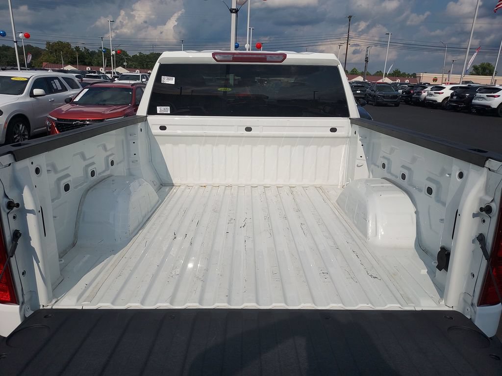 Used 2025 Chevrolet Silverado 1500 LT AWD/4WD image 9