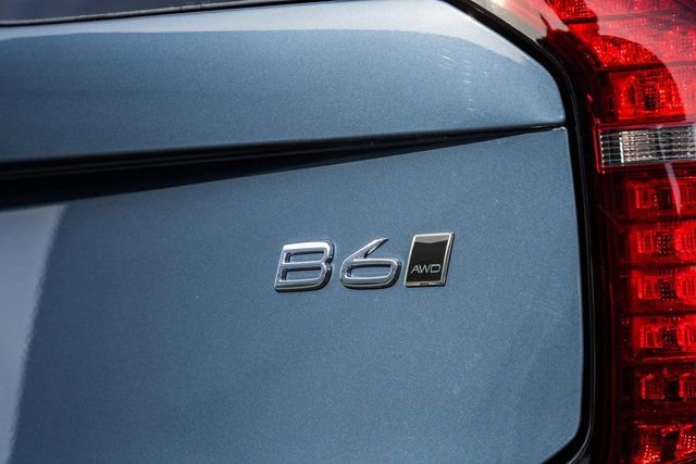 New 2026 Volvo XC90 B6 Ultra w/ Protection Package image 8