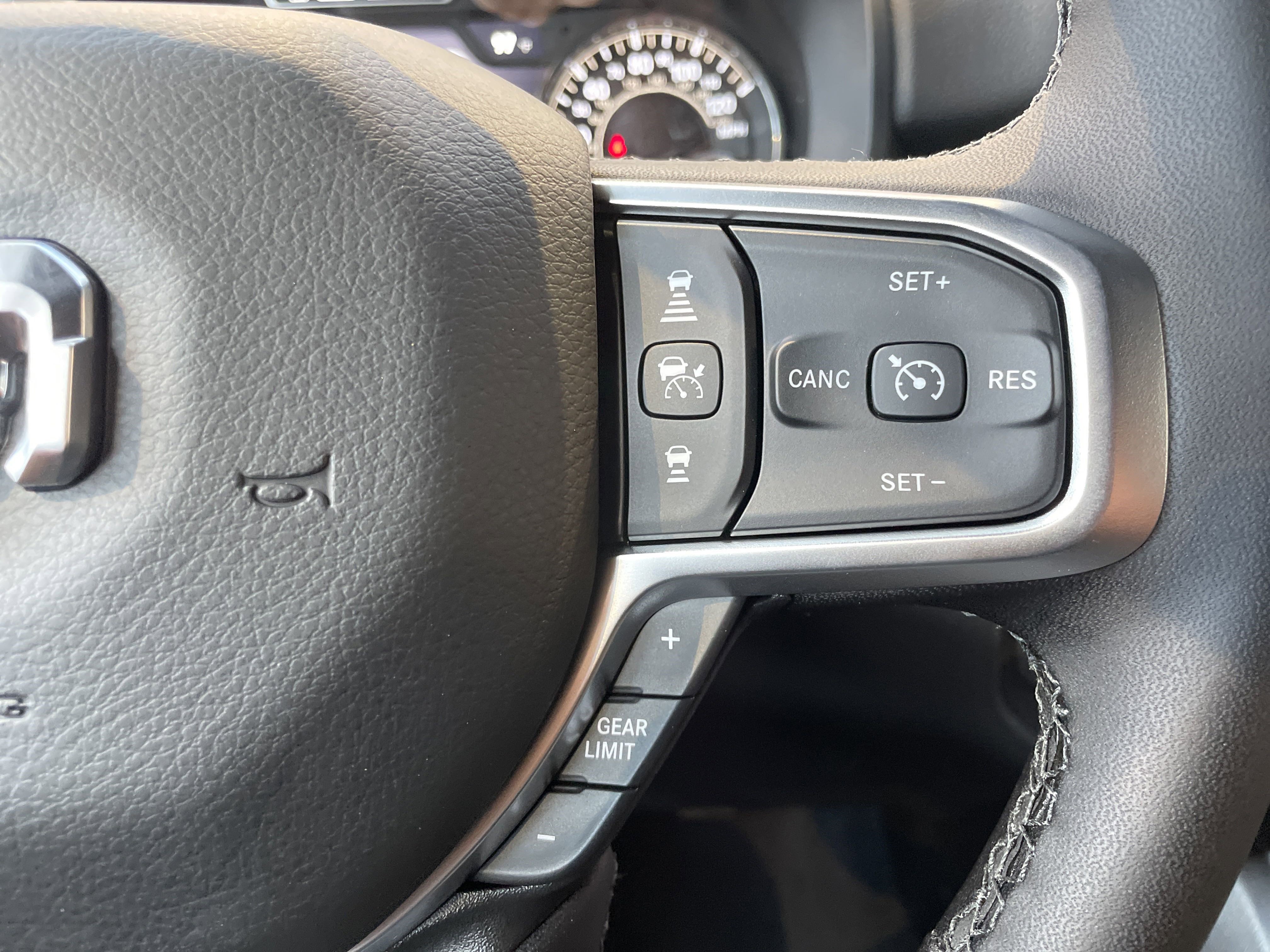 Certified 2025 RAM 1500 Big Horn image 17