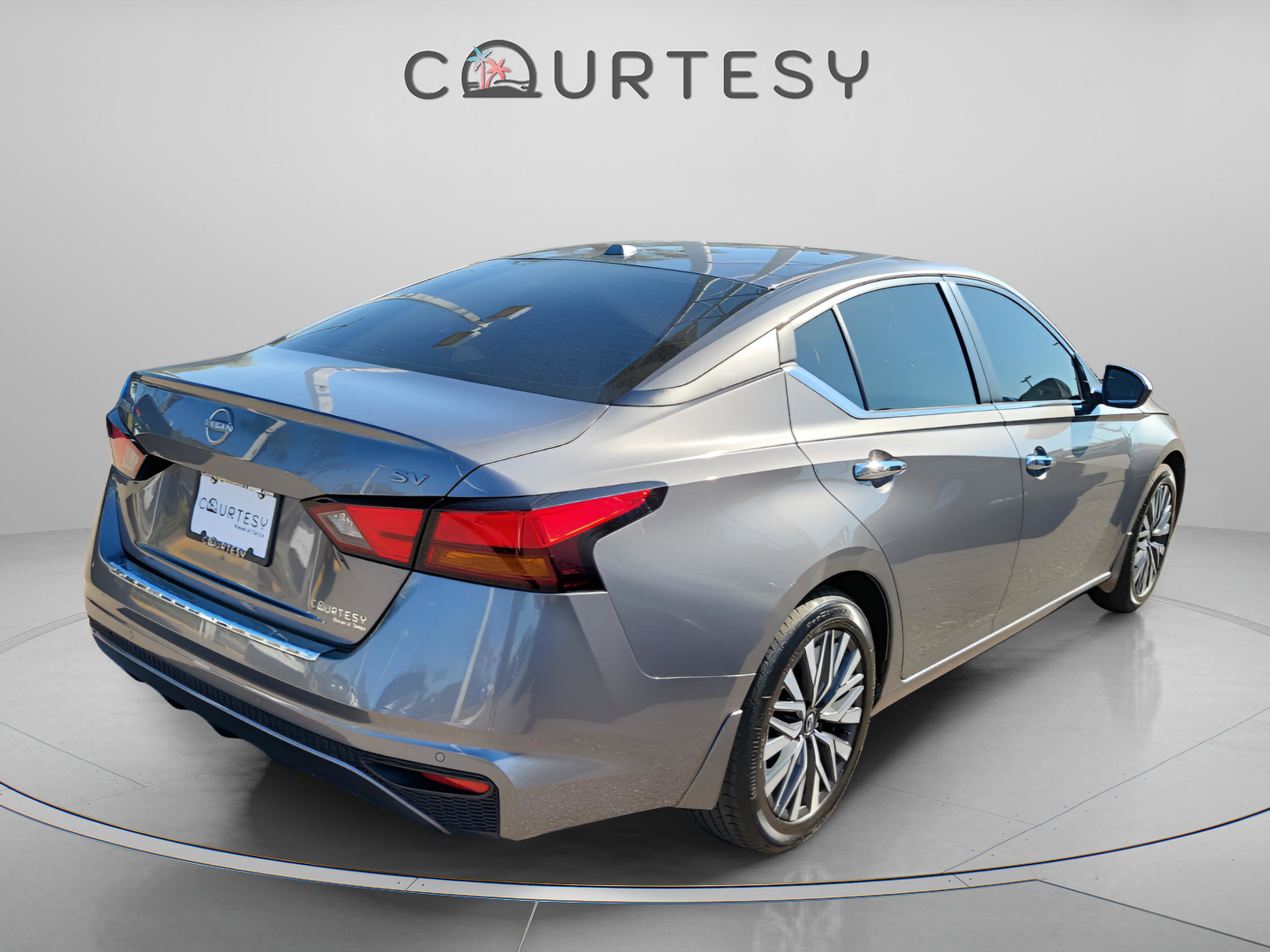 Certified 2023 Nissan Altima 2.5 SV image 5