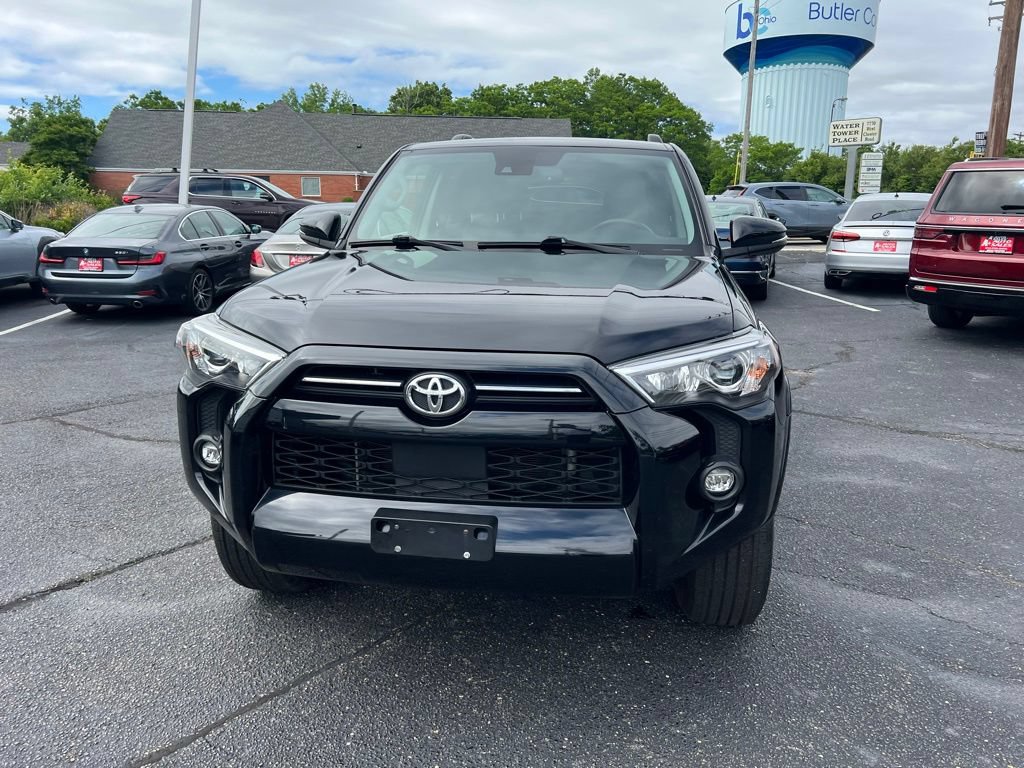 Used 2021 Toyota 4Runner SR5 Premium AWD/4WD image 3