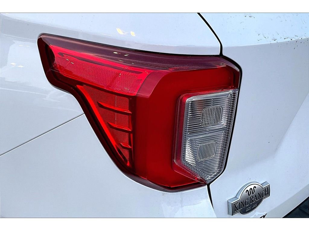 Used 2022 Ford Explorer King Ranch image 22