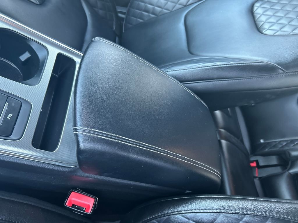 Certified 2023 Ford Edge Titanium image 19