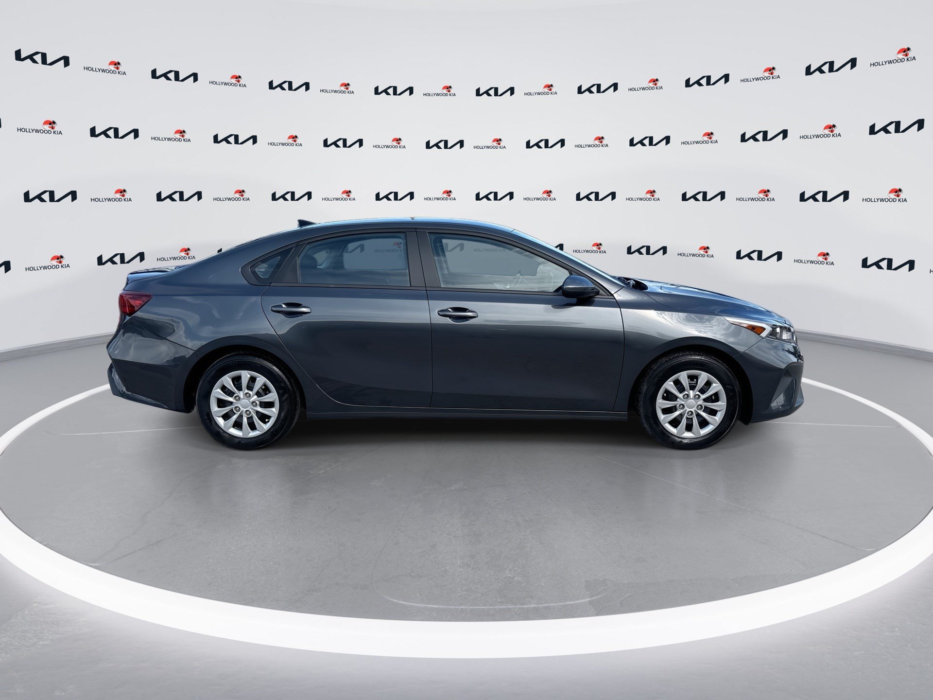 Used 2023 Kia Forte LX FWD image 9