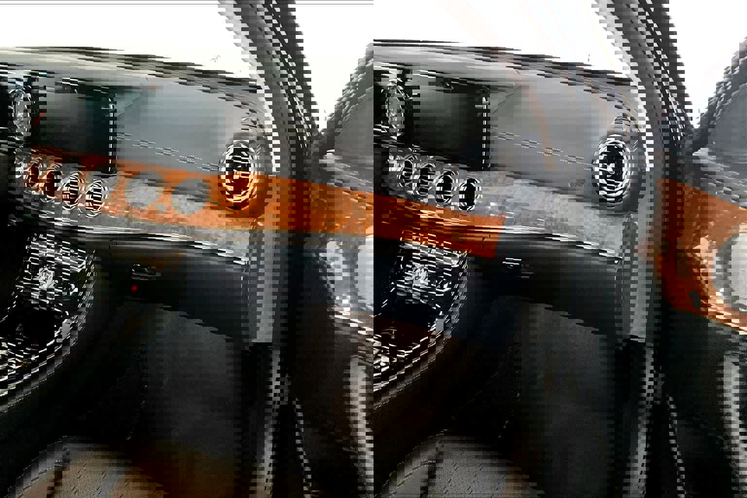 Used 2018 Mercedes-Benz E 300 4MATIC image 19