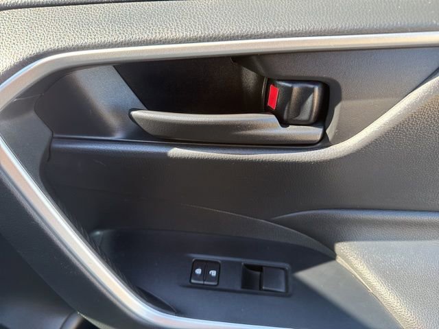 Used 2019 Toyota RAV4 LE image 48