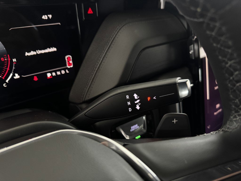 New 2026 GMC Yukon Denali w/ Sun & Power Step Package image 31