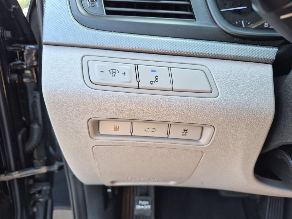Used 2019 Hyundai Sonata SE FWD image 17