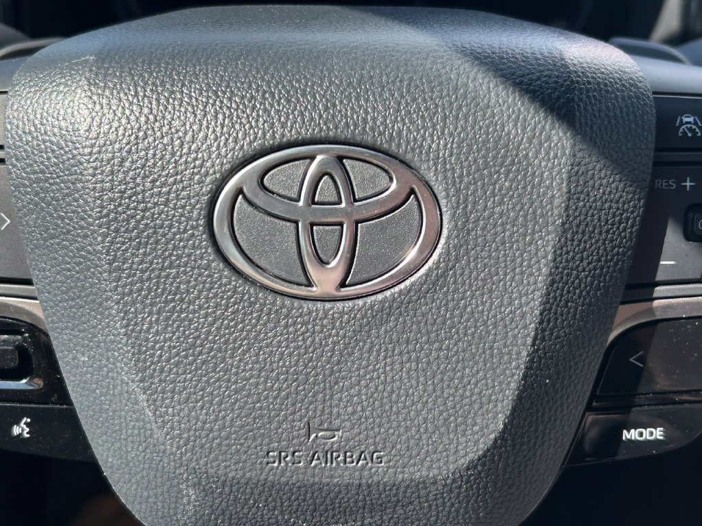 Used 2026 Toyota Camry XSE AWD/4WD image 37