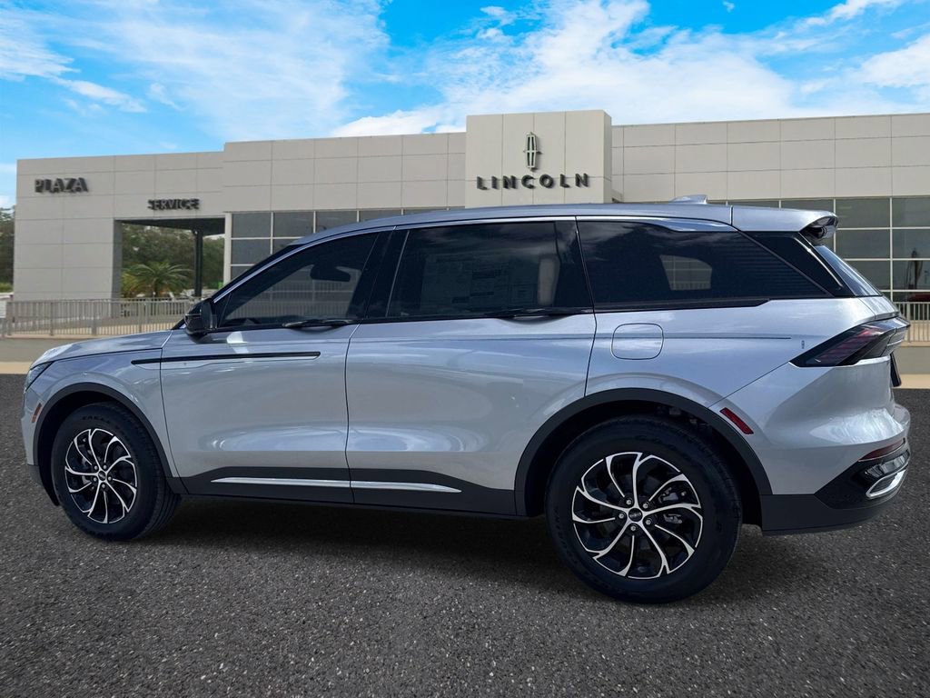 New 2026 Lincoln Nautilus Premier image 6