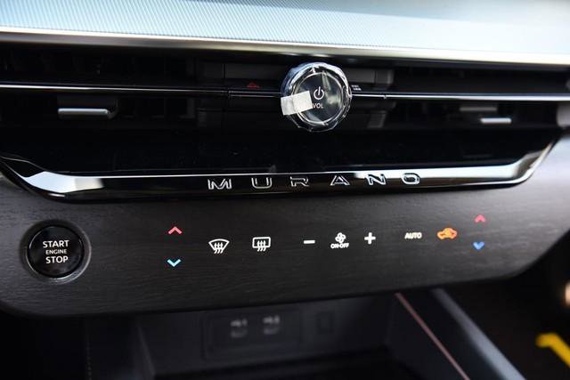 New 2025 Nissan Murano SL image 19