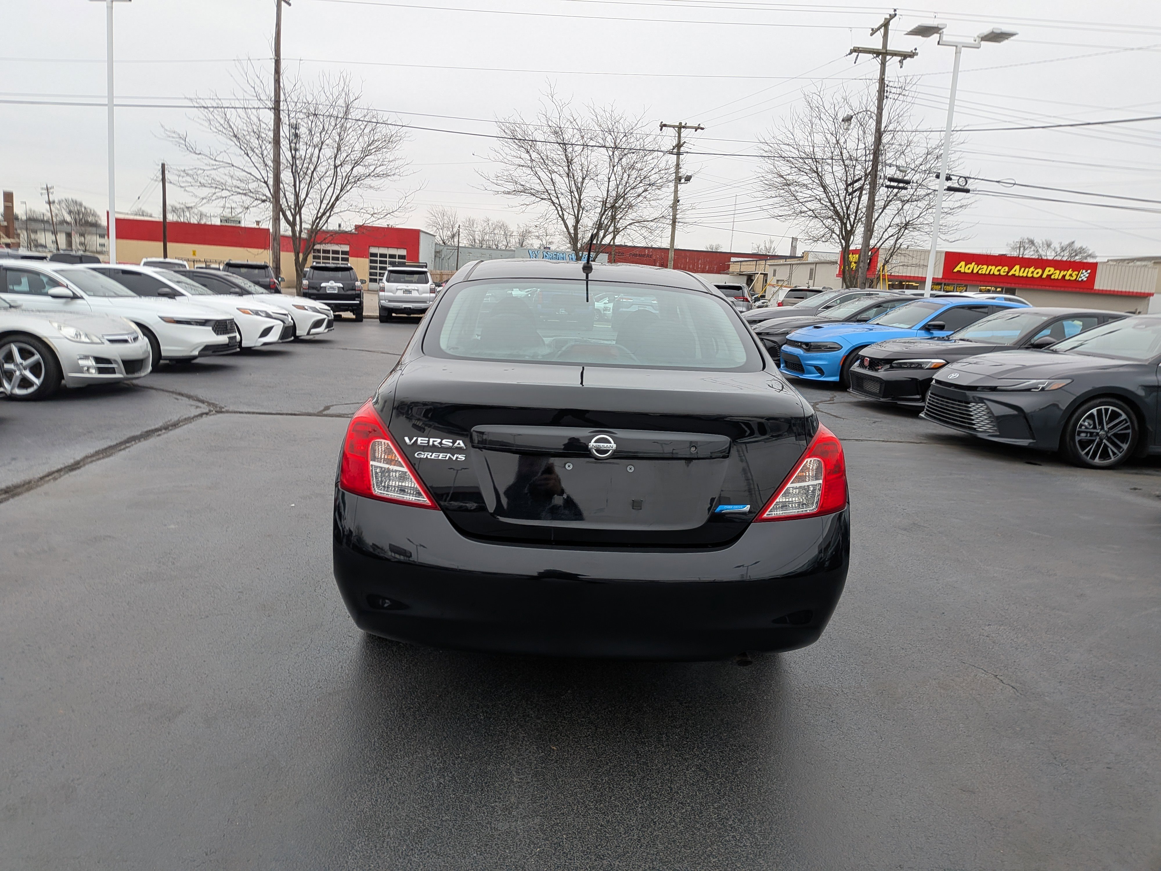 Used 2012 Nissan Versa S image 10