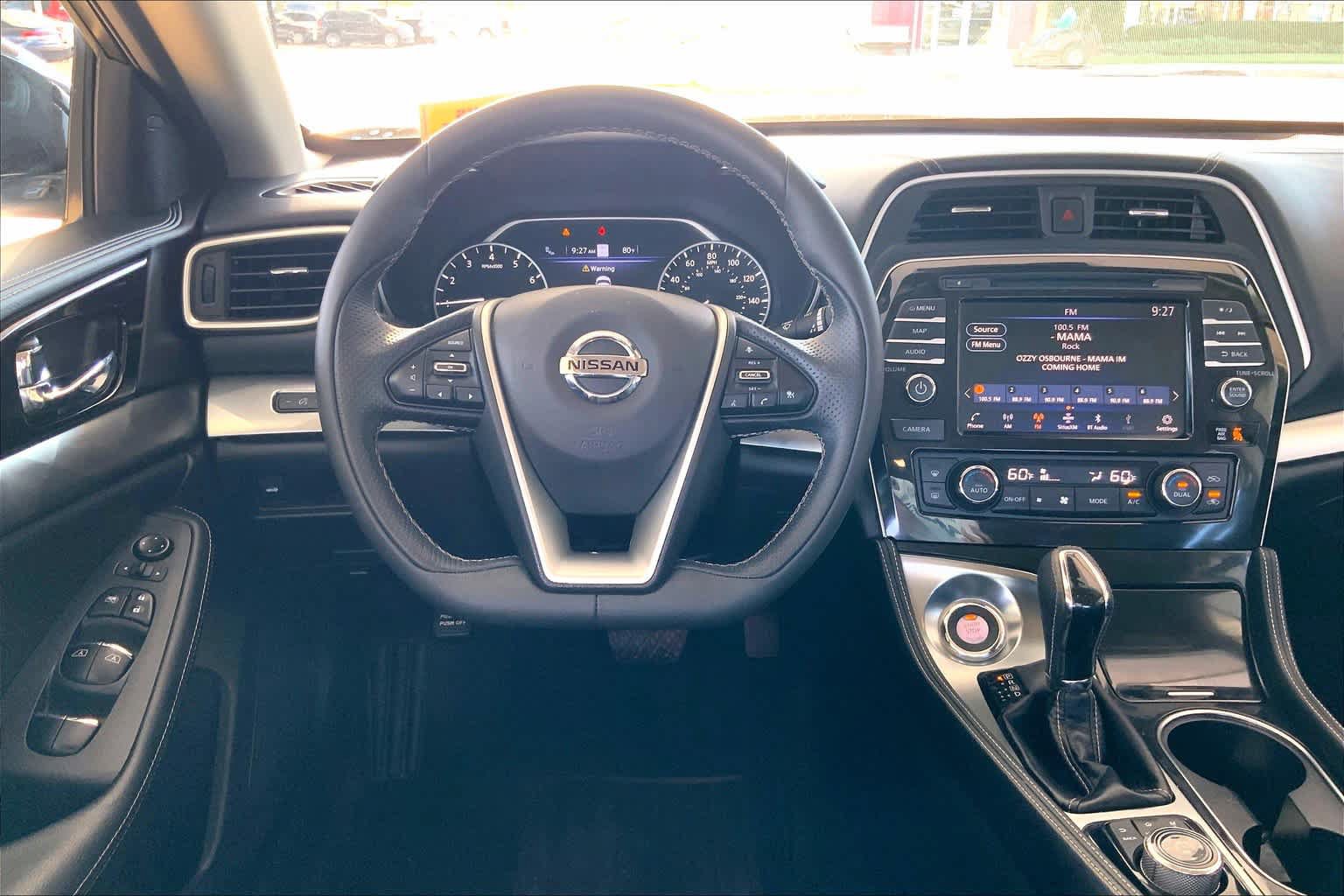 Used 2022 Nissan Maxima SV w/ Floor Mat Group FWD image 5