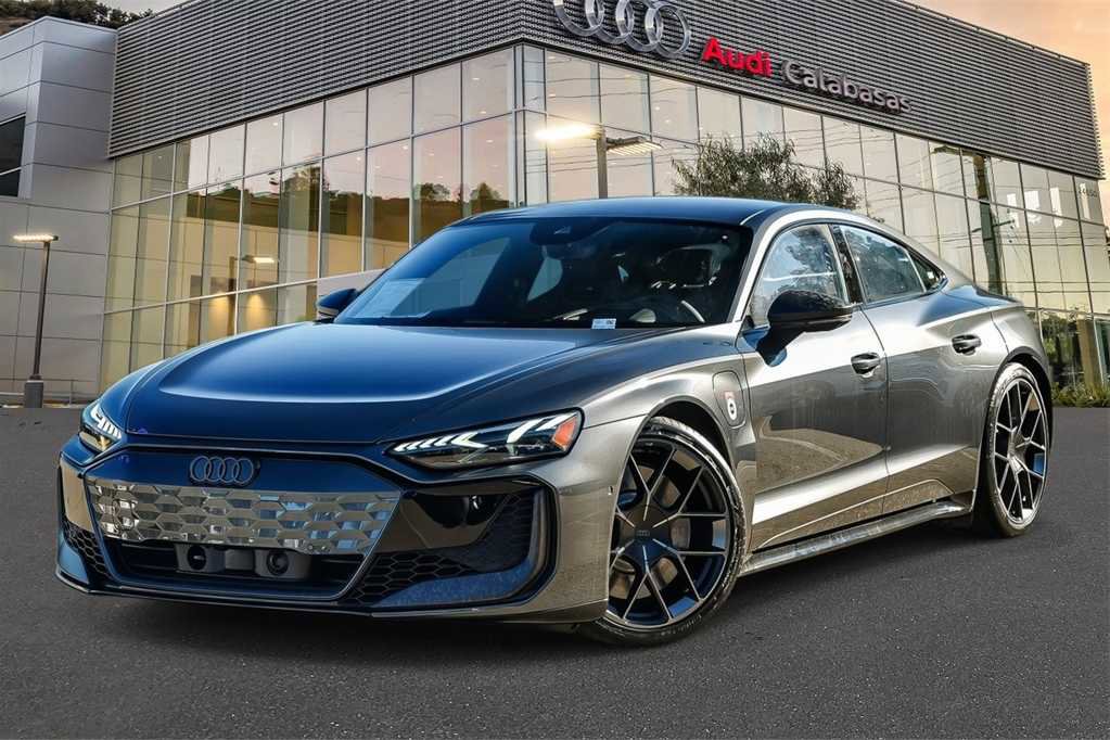 New 2026 Audi RS e-tron GT performance image 1