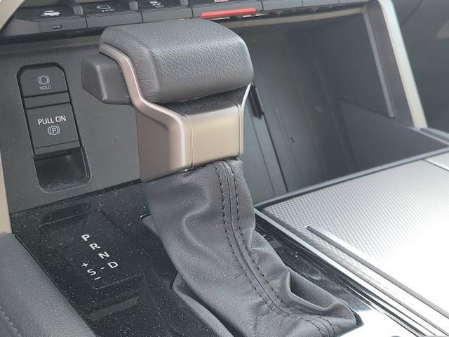 Used 2023 Toyota Sequoia Limited w/ Tow Technology Package image 25