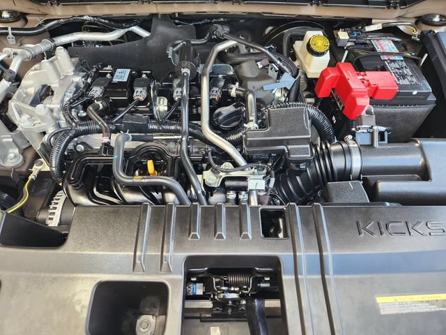 Used 2025 Nissan Kicks SV AWD/4WD image 31
