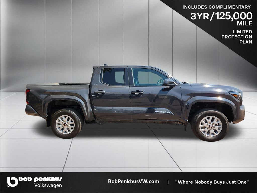 Used 2024 Toyota Tacoma SR5 AWD/4WD image 24